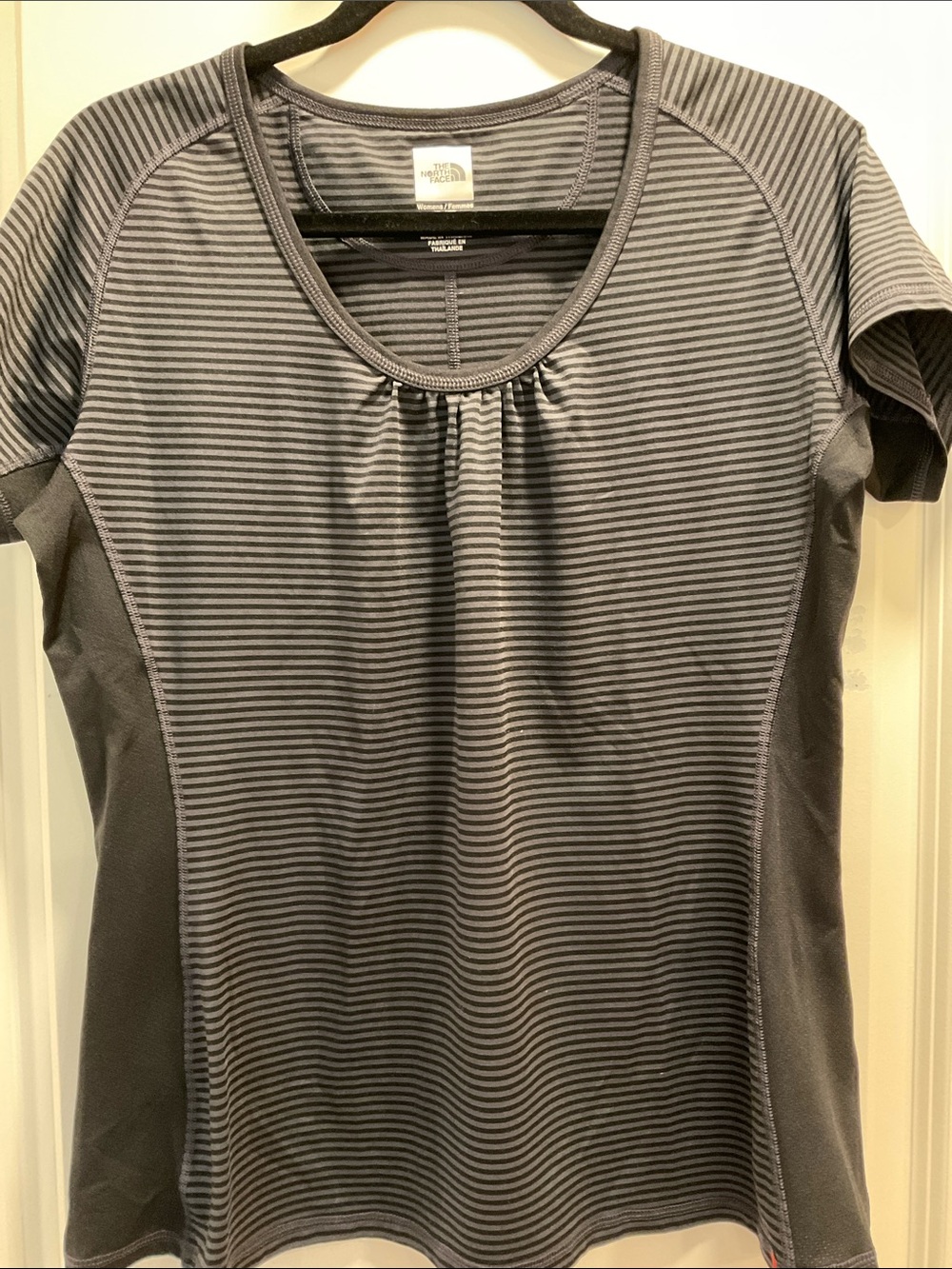 The North Face Black Gray Striped Shorts Sleeve Raglan T Shirt Women's Size XL
